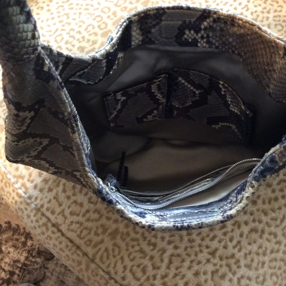 Authentic DEVI KROELL 2007 Genuine Python Hobo Bag Great Condition - Picture 6 of 9